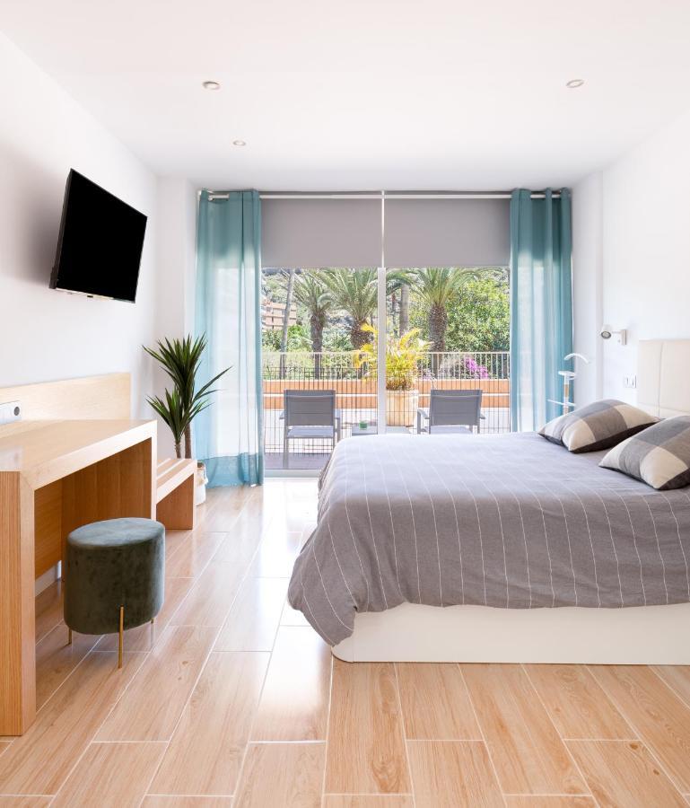 Palmeras Playa Studio: Pools, Beach, Sun & Shore 푸에르토 드 라 크루즈 외부 사진